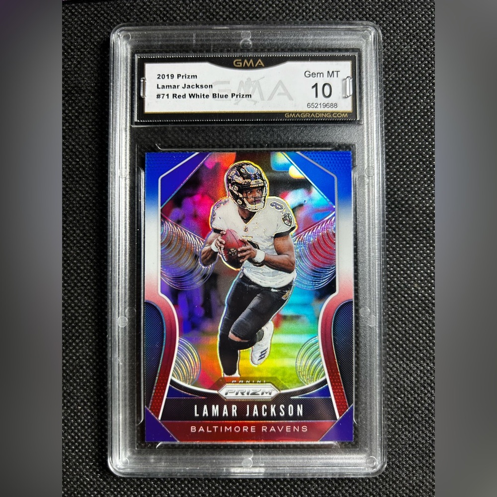 2019 Panini Prizm LAMAR JACKSON Red White Blue #71 GMA 10 GEM MINT BALTIMORE